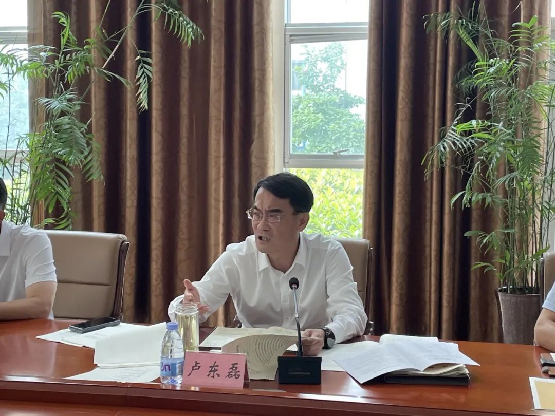 經開區工委管委在潔晶開展生物化工園區化工企業安全生產交流座談會 經開區工委管委在潔晶開展生物化工園區化工企業安全生產交流座談會